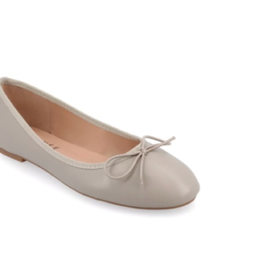 Journee Collection Taupe Ballet Flats